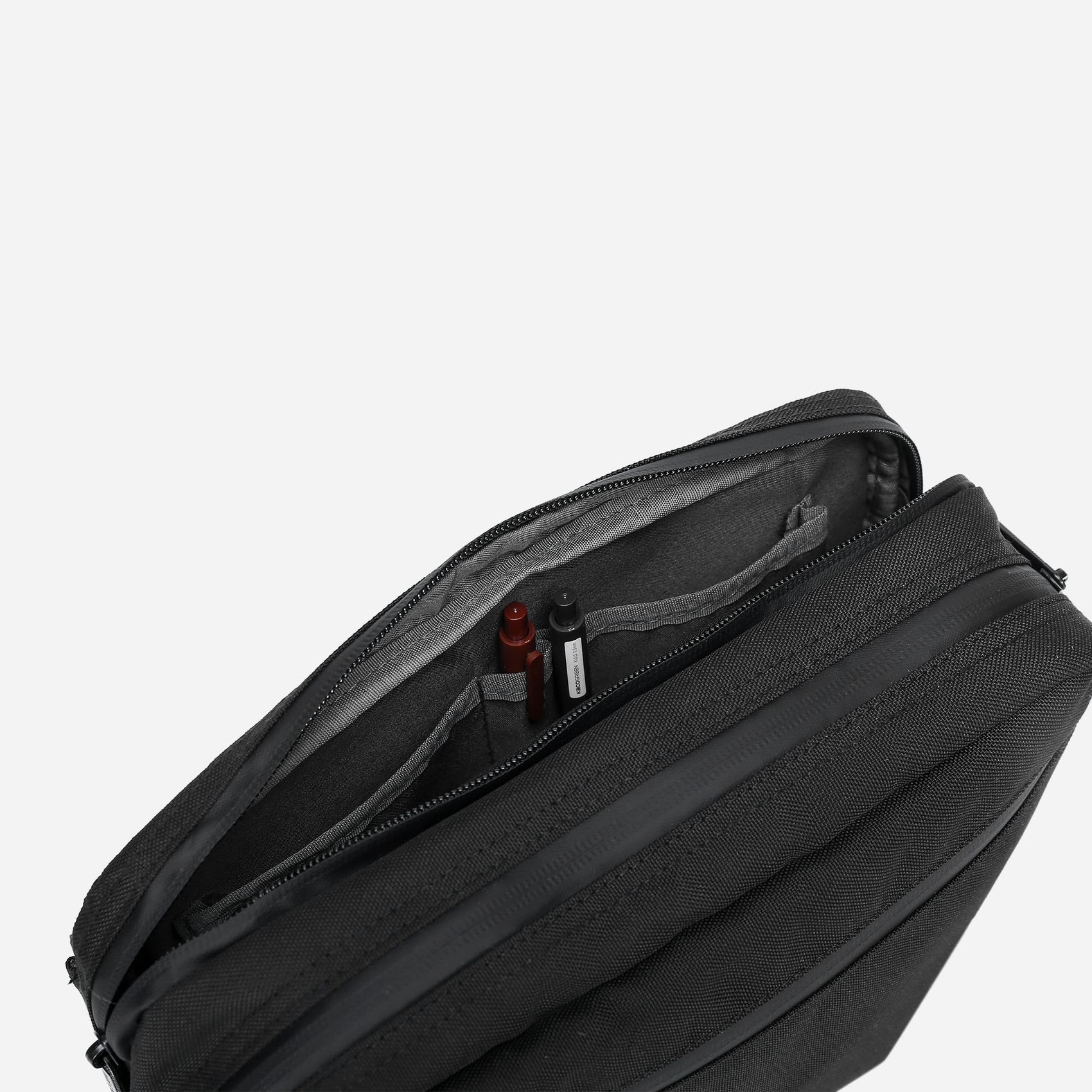 Skyline Crossbody Bag (Black)