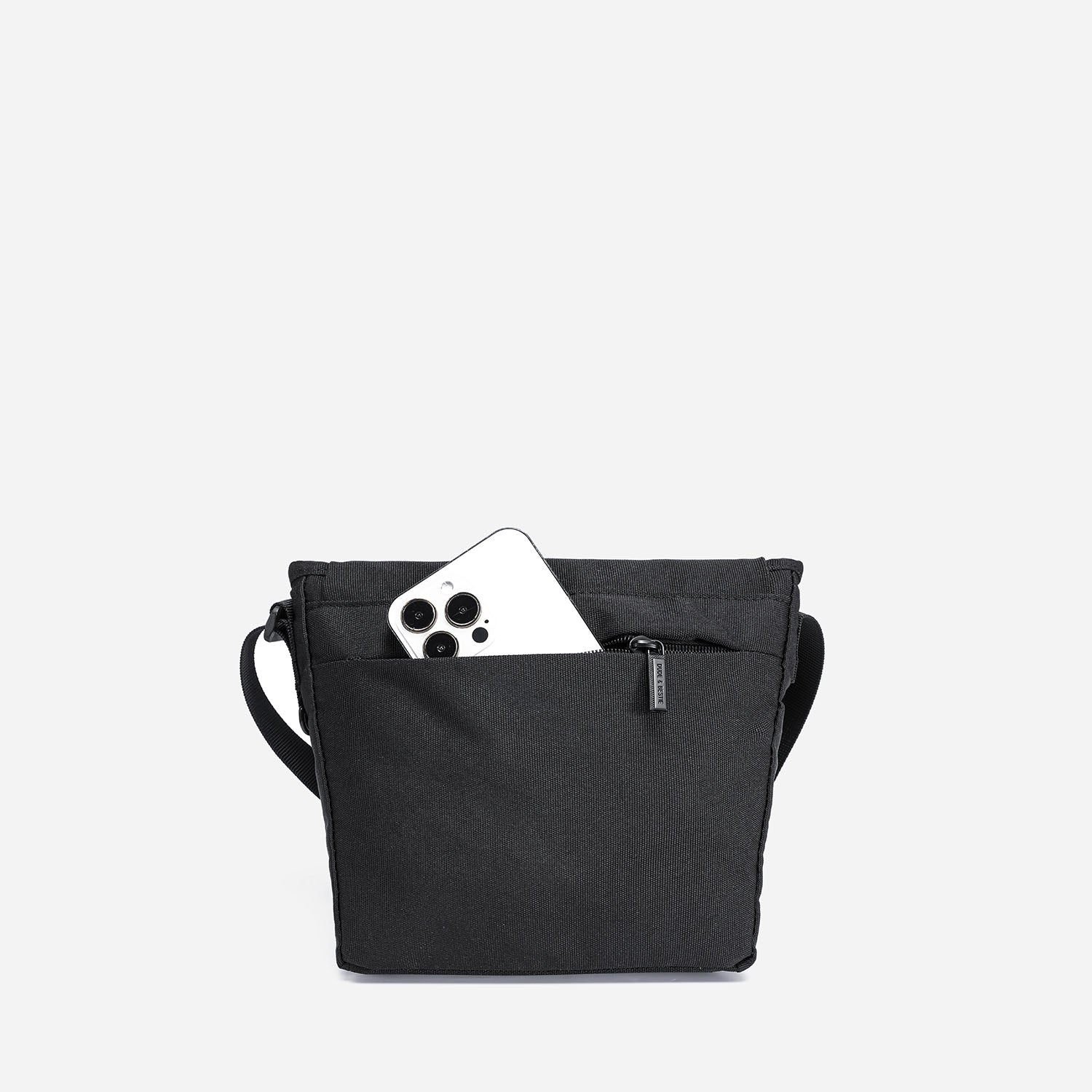 Hitch Crossbody Bag Small (Black)