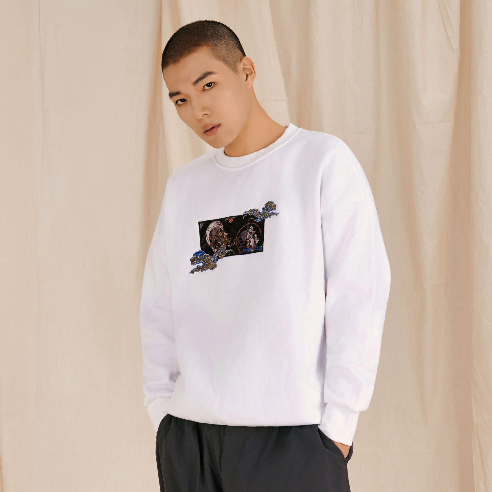 Fujin and Raijin Nishijin-ori Swetshirt (White)