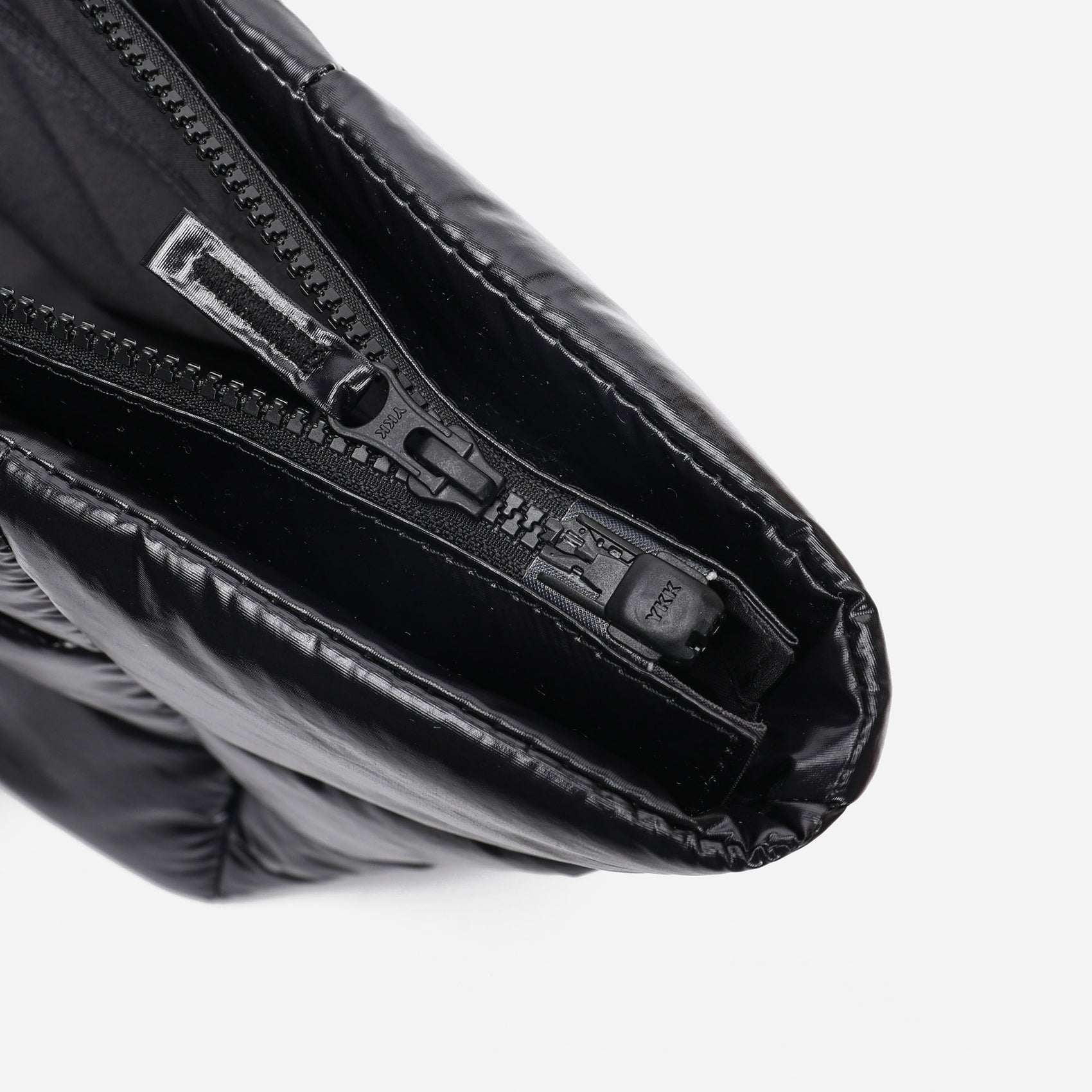 Puff Tote Polish (Black)