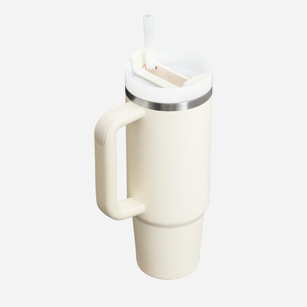 Stanley 1913 The Quencher H2.0 Flowstate™ Tumbler 30 OZ in Cream 2.0