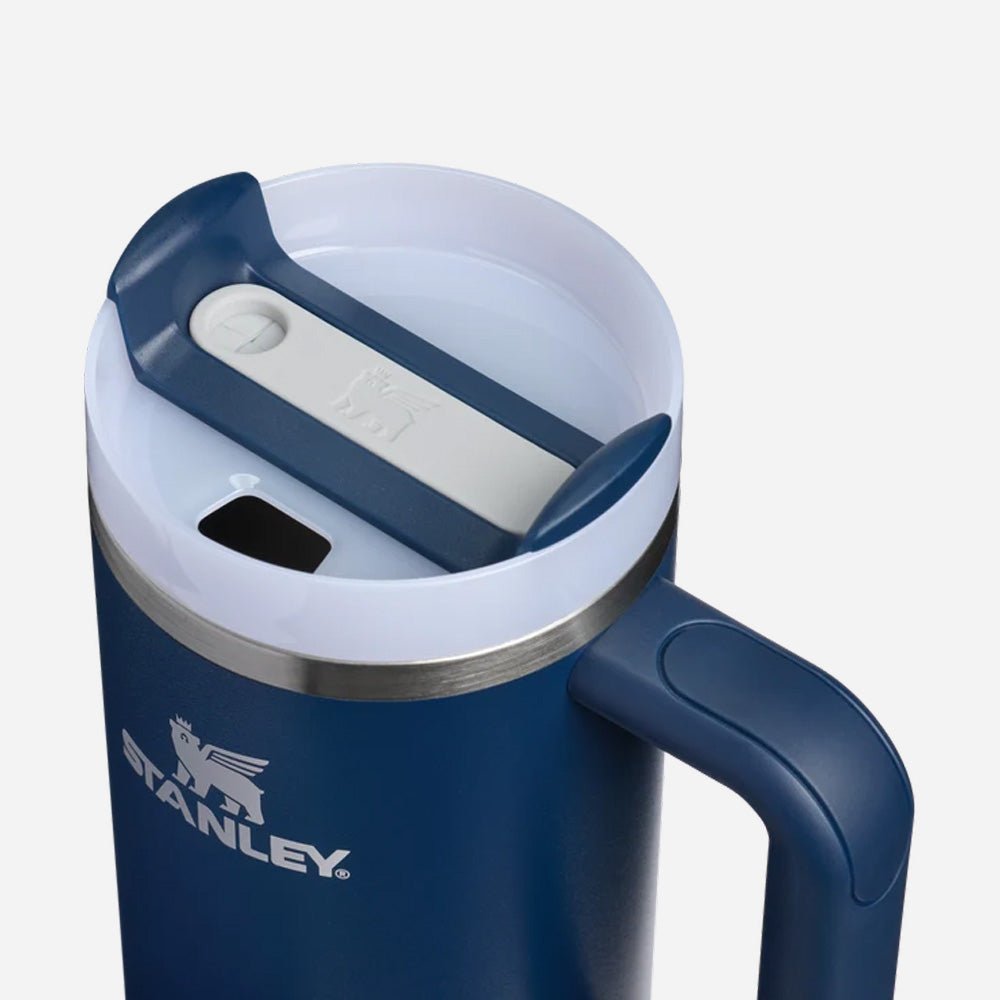 Stanley 1913 The Quencher H2.0 Flowstate™ Tumbler 30 OZ in Dark Navy