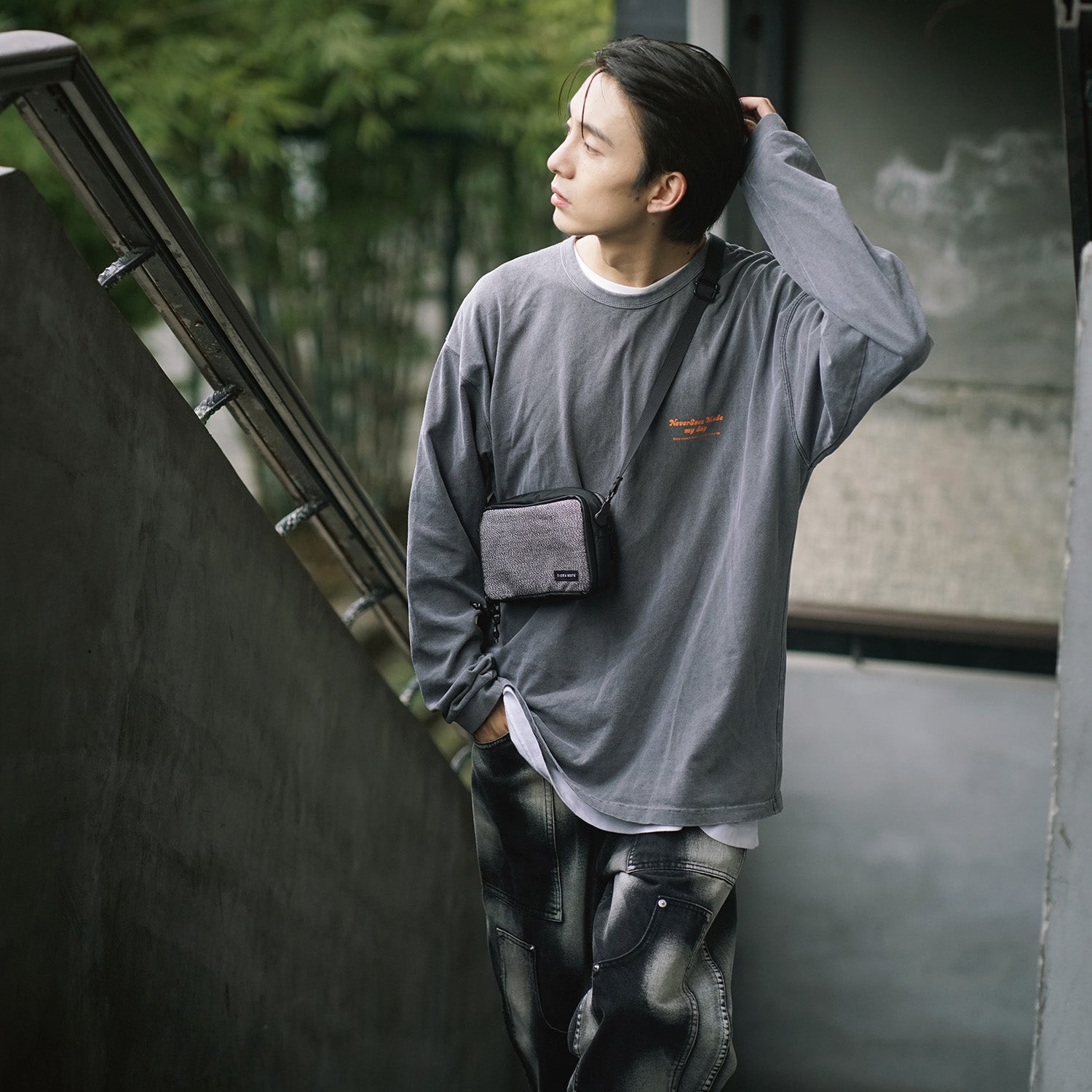 Brick Crossbody Bag (Gray)