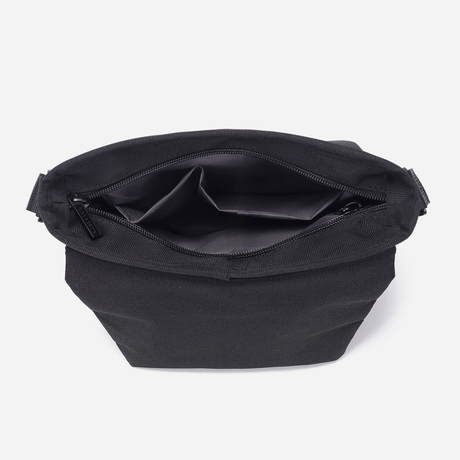 Hitch small Crossbody Bag (Red Plaid)